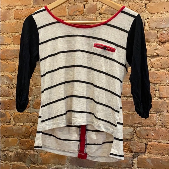Donated 🖤 3/4 Sleeve Striped Pocket Button Tee - Picture 1 of 5